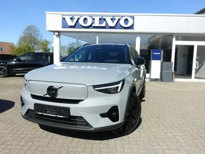 Usata Volvo EX40 Ultra 185 kW (252 CV) 2025 Grigio SUV
