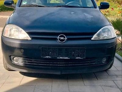 Używany Opel Corsa Edition 75 KM (55 kW) 2002 Czarny Hatchback