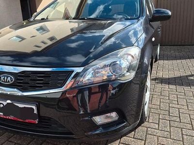 Gebraucht Kia Ceed Sportswagon Edition 7 90 PS (66 kW) 2011 Schwarz Kombi