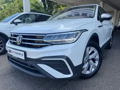Gebraucht VW Tiguan Allspace Life 150 PS (110 kW) 2023 Weiß SUV