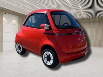 Neu Micro Microlino 11 kW (16 PS) 2026 Rot Kleinwagen