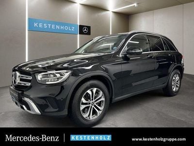 Obsidianschwarz Gebraucht 2022 Mercedes GLC300 SUV | 40.490 € (Fairer Preis)