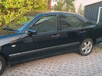 Gebraucht Mercedes E200