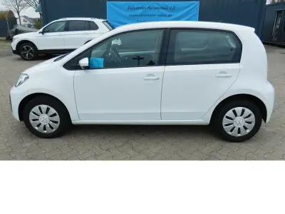 Gebraucht VW up! Move 65 PS (47 kW) 2022 Purewhite c9a (weiß)weiß Kleinwagen