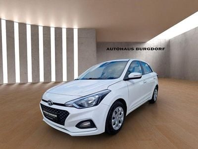 Weiß Gebraucht 2020 Hyundai i20 Select Limousine | 9.299 € (Fairer Preis)