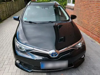 Gebraucht Toyota Corolla Business Edition 136 PS (100 kW) 2018 Schwarz Kombi