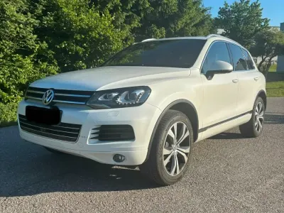 Gebraucht VW Touareg 245 PS (180 kW) 2013 Weiß SUV