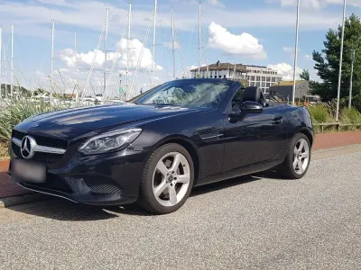 Gebraucht Mercedes SLC200 184 PS (135 kW) 2018 Schwarz Cabrio