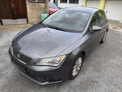 Gebraucht Seat Leon Style 122 PS (89 kW) 2013 "pirineos" grau Limousine