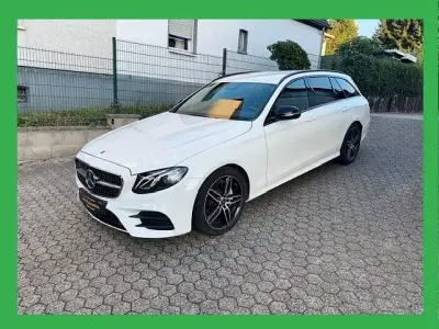 Gebraucht Mercedes E300 Sport 245 PS (180 kW) 2019 Polarweiss Kombi