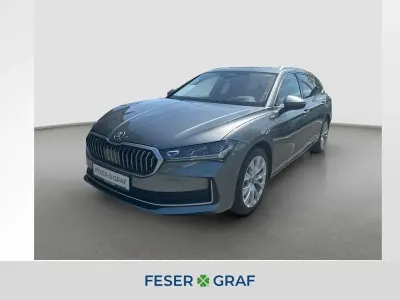 Gebraucht Skoda Superb LAURIN & KLEMENT 150 PS (110 kW) 2025 Other Kombi