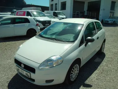 Gebraucht Fiat Grande Punto 69 PS (50 kW) 2011 Weiß Kleinwagen