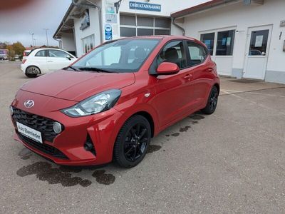 Gebraucht Hyundai i10 Advanced 67 PS (49 kW) 2021 Rot Kleinwagen