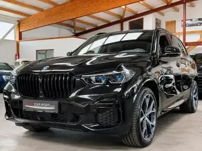 Gebraucht BMW X5 Performance 286 PS (210 kW) 2023 Schwarz SUV
