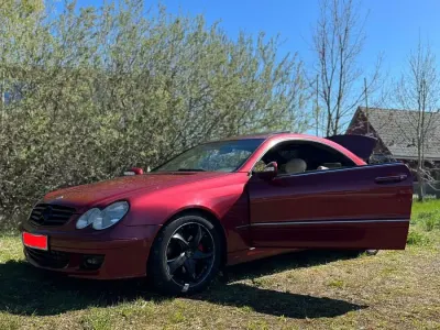 Gebraucht Mercedes CLK200 170 PS (125 kW) 2003 Rot Coupé
