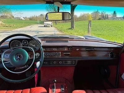 Usata Mercedes 300 250 CV (183 kW) 1969 Argento Berlina