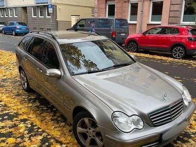 Mercedes C220