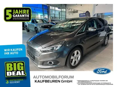 Gebraucht Ford S-MAX Titanium 179 PS (131 kW) 2017 Magneticgrau (metallic) Van / Kleinbus
