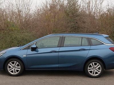 Gebraucht 2016 Opel Astra Kombi | 6.899 € (Guter Preis)