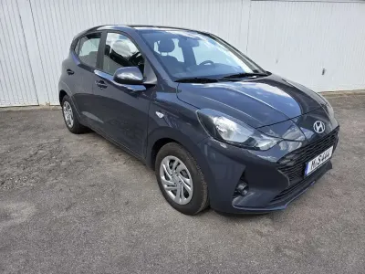 Gebraucht Hyundai i10 Select 63 PS (46 kW) 2024 Aurora grey / met Kleinwagen