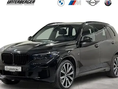 Gebraucht BMW X5 M Sport 352 PS (258 kW) 2022 Saphirschwarz SUV
