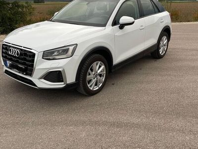 gebraucht Audi Q2 35 TFSI S tronic Advanced mit AHK und Navi