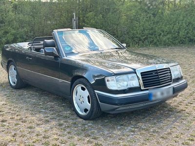 Gebraucht Mercedes 300 Sportline 220 PS (161 kW) 1993 Schwarz Cabrio