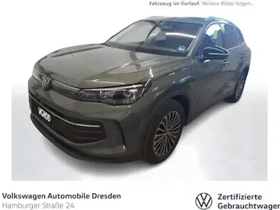 Gebraucht VW Tiguan Life 131 PS (96 kW) 2025 Grün SUV