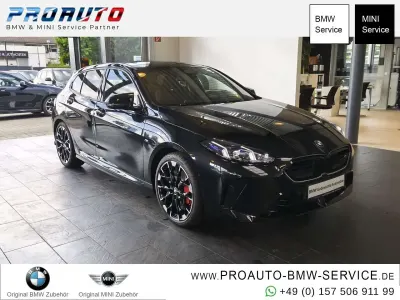 Gebraucht BMW M1 M Sport 300 PS (220 kW) 2025 Black sapphire Coupé