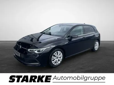 Gebraucht VW Golf VIII Style 190 PS (139 kW) 2022 Schwarz Limousine