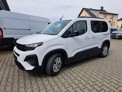 Gebraucht Peugeot Rifter Allure 131 PS (96 kW) 2024 Weiß Van / Kleinbus
