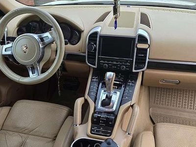 Gebraucht Porsche Cayenne 239 PS (175 kW) 2010 SUV