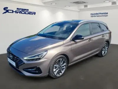 Gebraucht Hyundai i30 Edition 30+ 160 PS (117 kW) 2022 Bronze Kombi