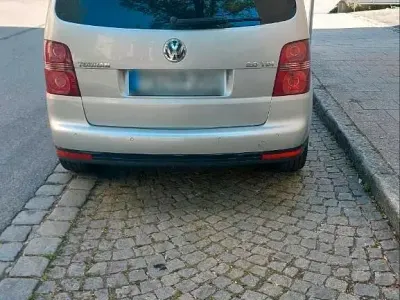 Gebraucht VW Touran 2007 Silber Van / Kleinbus
