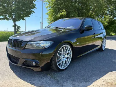 Gebraucht BMW 330 M Sport 245 PS (180 kW) 2012 Schwarz Kombi