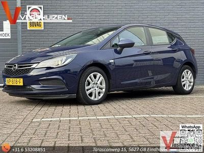 Blau Gebraucht 2017 Opel Astra Edition Limousine | 4.999 € (Etwas zu teuer)