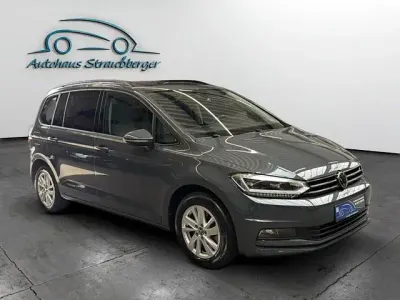 Gebraucht VW Touran Comfortline 150 PS (110 kW) 2024 Graukeine angabe Van / Kleinbus
