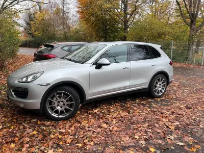 Gebraucht Porsche Cayenne 382 PS (280 kW) 2013 Silber SUV