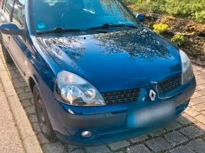 Usata Renault Clio II 75 CV (55 kW) 2003 Blu Utilitaria