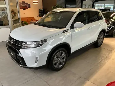 Gebraucht Suzuki Vitara Comfort 110 PS (80 kW) 2025 Weiß SUV