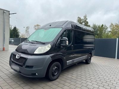 Schwarz Gebraucht 2013 Peugeot Boxer Van | 12.900 €