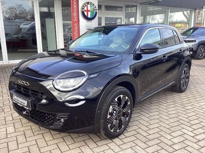 Neu Fiat 600 La Prima 136 PS (100 kW) 2026 Cinema schwarz SUV