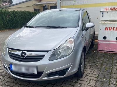 Grau Gebraucht 2010 Opel Corsa Kleinwagen | 2.700 € (Fairer Preis)