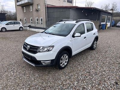 Gebraucht Dacia Sandero Prestige 90 PS (66 kW) 2015 Weiß Limousine