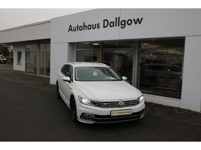 Gebraucht VW Passat Comfortline 190 PS (139 kW) 2018 Pure white Kombi