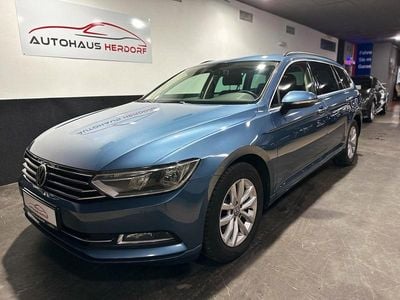 Usata VW Passat Comfortline 150 CV (110 kW) 2015 Blu Station wagon
