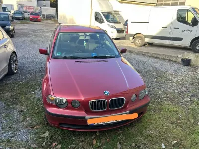 Gebraucht BMW 316 Compact 115 PS (84 kW) 2003 Rot Kleinwagen