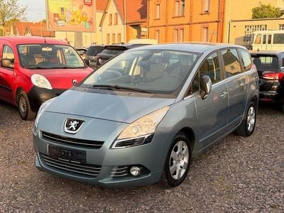 Gebraucht Peugeot 5008 Active 156 PS (114 kW) 2012 Van / Kleinbus