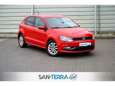 Gebraucht VW Polo Comfortline 90 PS (66 kW) 2015 Flashrot Kleinwagen