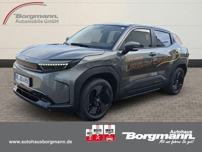 Neu Toyota Urban Cruiser 127 kW (174 PS) 2026 Gruen SUV